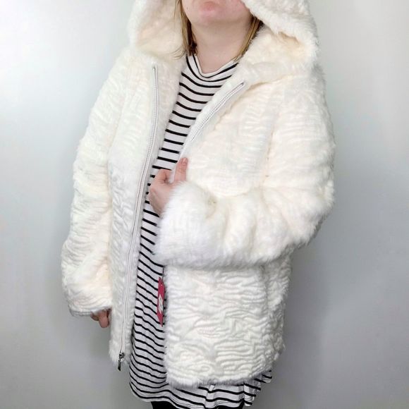 faux fur jacket zip up